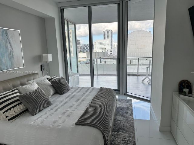 Apartment for rent  Unit #1108 - photo 6168457