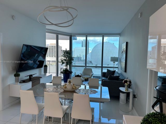 Apartment for rent  Unit #1108 - photo 6168462