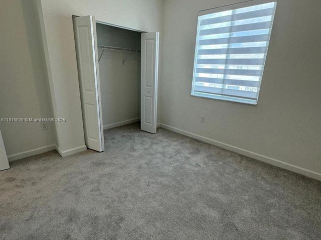 Home for rent at 724 SE 13th St Cir . - photo 6124630
