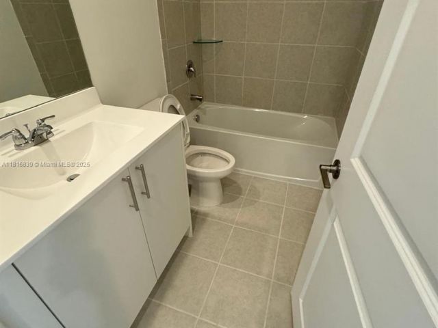 Home for rent at 724 SE 13th St Cir . - photo 6124632