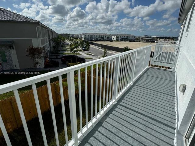 Home for rent at 724 SE 13th St Cir . - photo 6124639