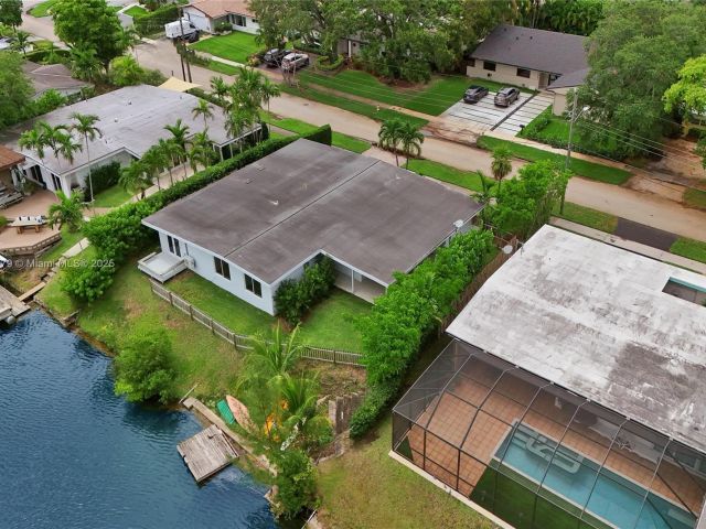 Home for sale at 2050 NE 196th Ter - photo 6178141