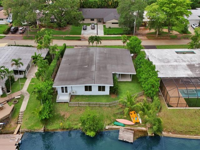 Home for sale at 2050 NE 196th Ter - photo 6178142