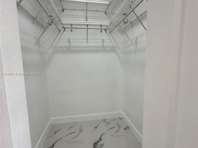 Home for rent at 1407 SE 6th St 1 - photo 6124002