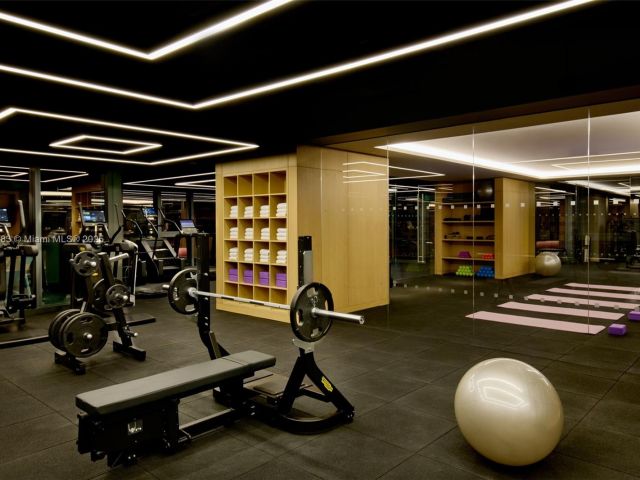 Apartment for rent  Unit #1808 - photo 6125236