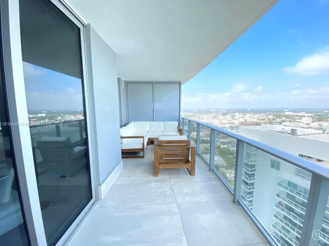 Apartment for sale  Unit #3911 - photo 6148624