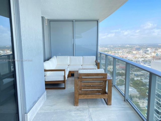 Apartment for sale  Unit #3911 - photo 6148623