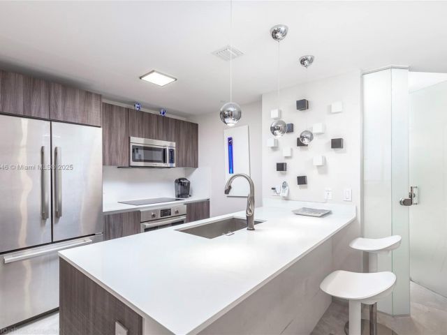 Apartment for sale  Unit #3911 - photo 6148627