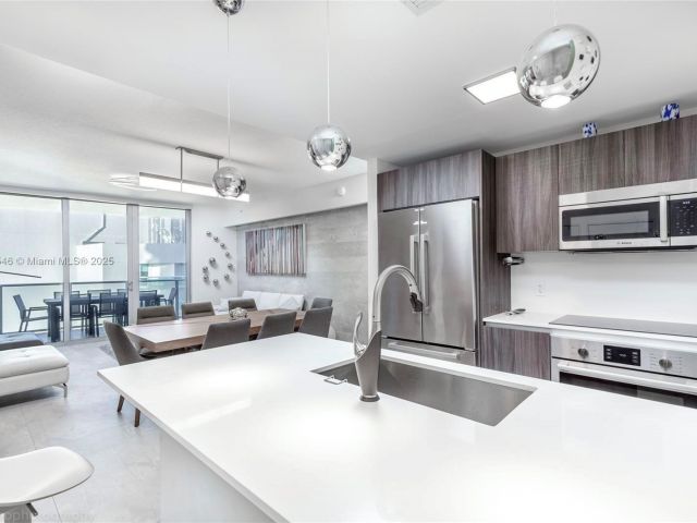 Apartment for sale  Unit #3911 - photo 6148628