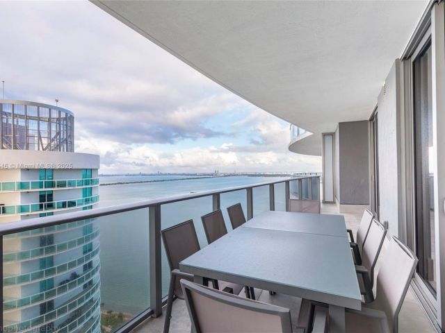 Apartment for sale  Unit #3911 - photo 6148629