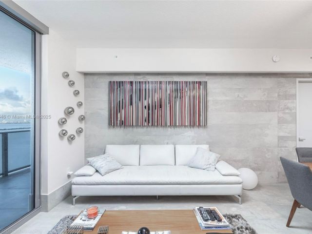 Apartment for sale  Unit #3911 - photo 6148632