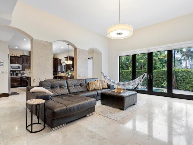 Home for sale at 18825 N Bay Rd - photo 6157537