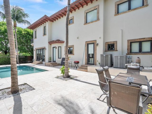 Home for sale at 18825 N Bay Rd - photo 6157542