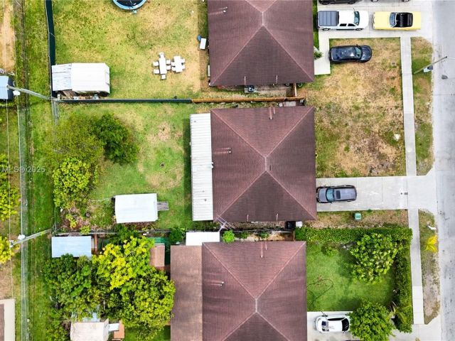 Home for sale at 229 NW 9th Ave - photo 6126183