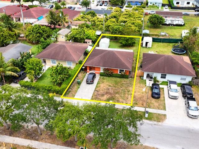 Home for sale at 229 NW 9th Ave - photo 6126192