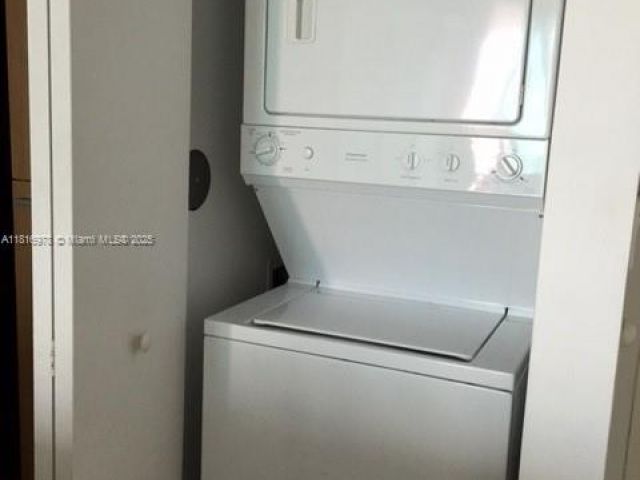 Apartment for rent  Unit #1103 - photo 6154243