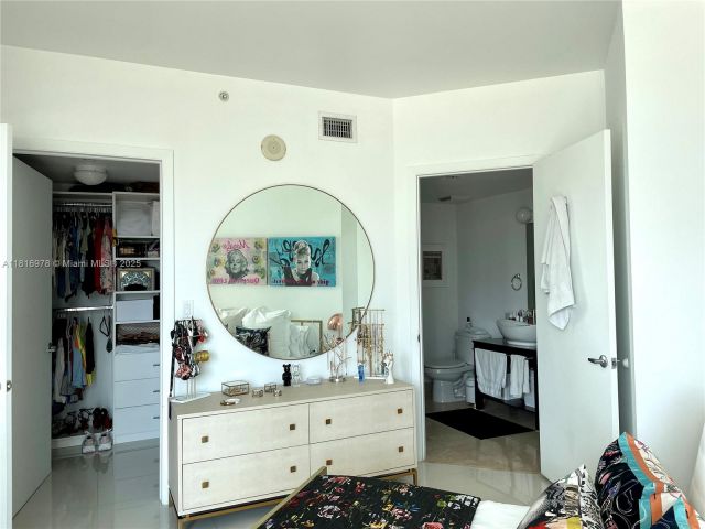 Apartment for rent  Unit #1103 - photo 6154247