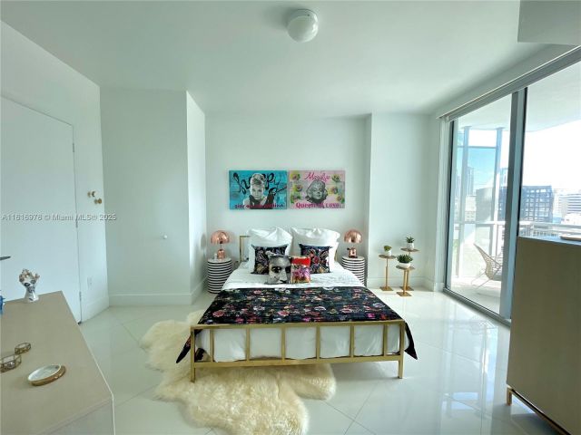 Apartment for rent  Unit #1103 - photo 6154248