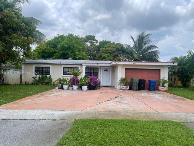 Home for sale at 451 E Dayton Cir - photo 6159286