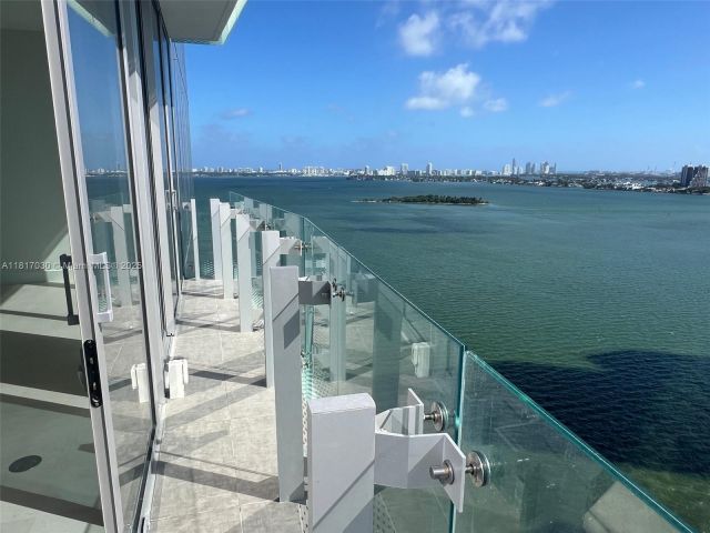 Apartment for sale  Unit #2004 - photo 6135002