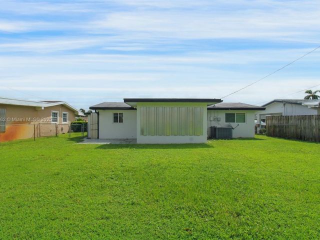 Home for sale at 1160 NW 79th Ter - photo 6124138