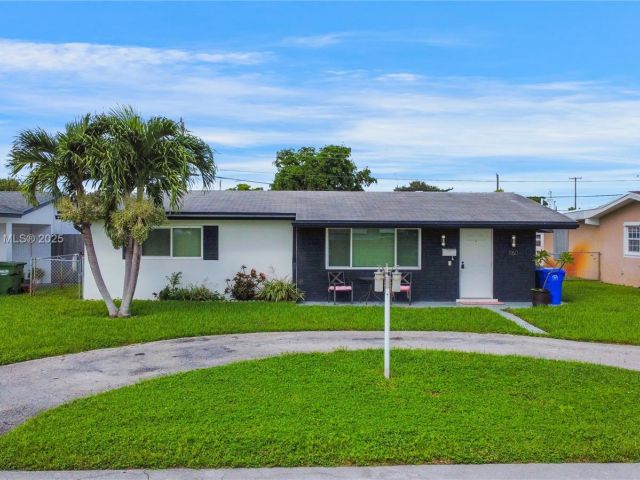 Home for sale at 1160 NW 79th Ter - photo 6124152