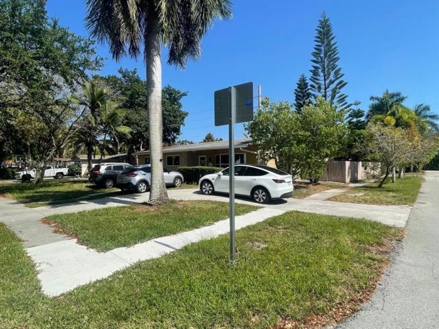 Home for sale at 2724 Cleveland St - photo 6124884