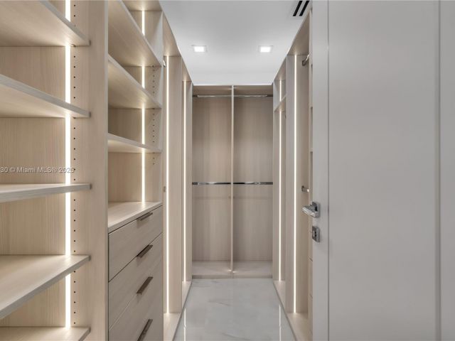 Home for sale at 1045 Hollywood Blvd - photo 6124908