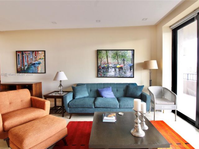 Apartment for sale  Unit #702 - photo 6126276