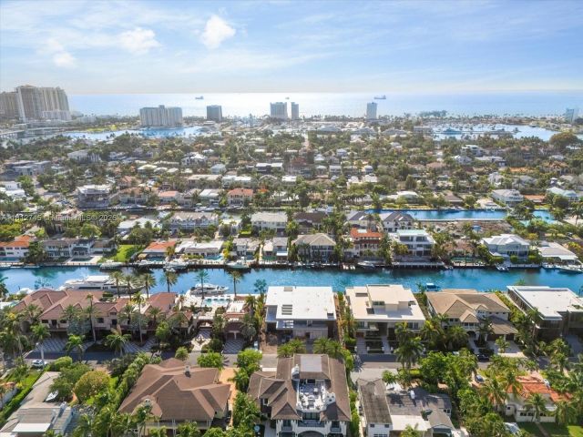 Home for sale at 630 Isle Of Palms Dr - photo 6126843