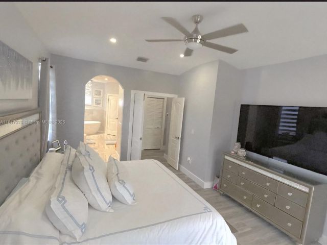 Home for sale at 14121 SW 152nd Ter - photo 6191031