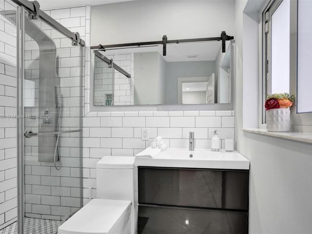 Home for sale at 5230 NE 20th Ave - photo 6132982