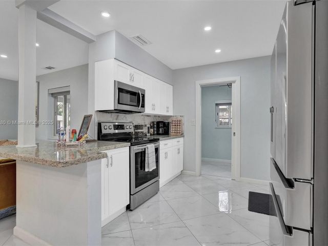 Home for sale at 5230 NE 20th Ave - photo 6132987