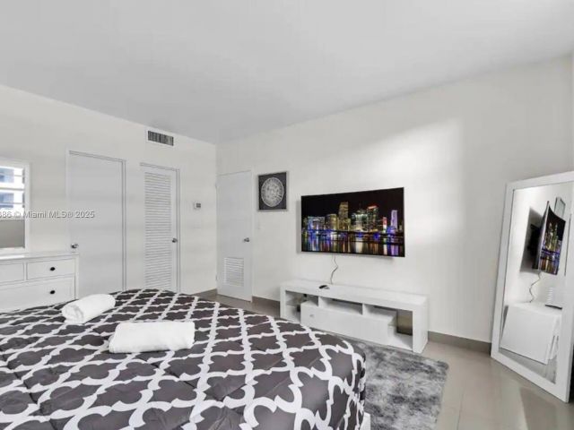 Apartment for rent  Unit #5J - photo 6129372