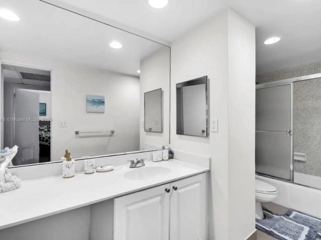 Apartment for rent  Unit #5J - photo 6129374