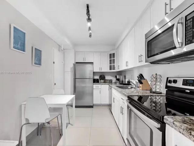 Apartment for rent  Unit #5J - photo 6129378