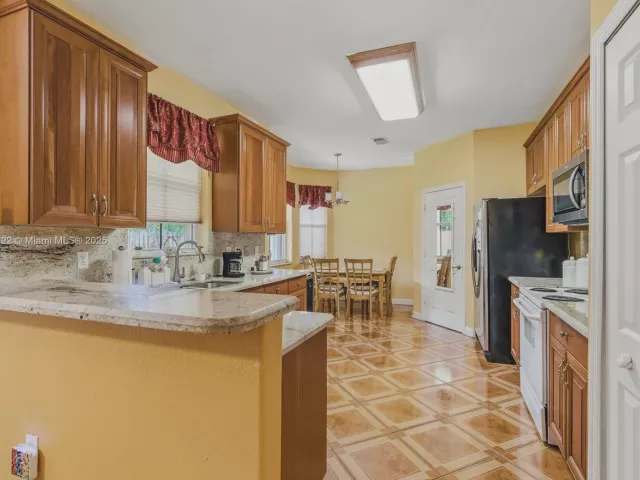 4-bedroom home for sale in Miami - 12251 SW 122nd Path - MondialRealty