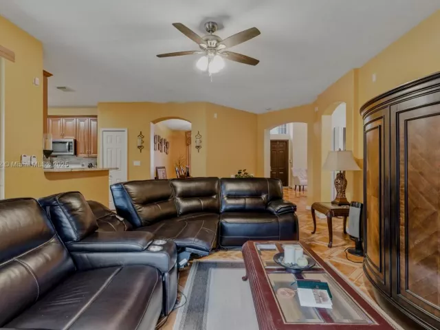 4-bedroom home for sale in Miami - 12251 SW 122nd Path - MondialRealty