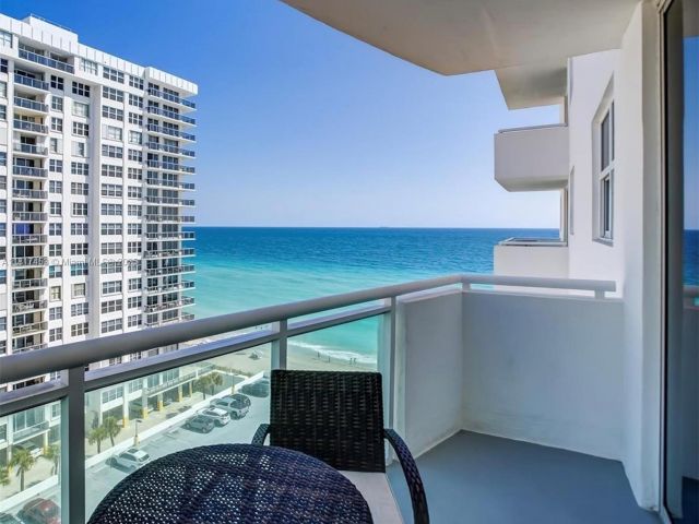 Apartment for sale  Unit #1007 - photo 6129317