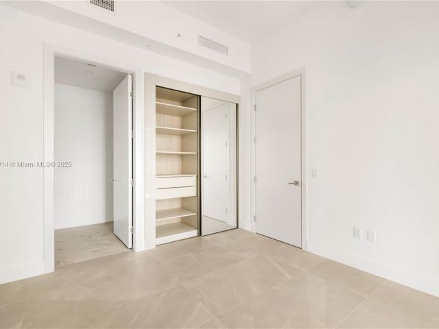 Apartment for sale  Unit #1604 - photo 6149989