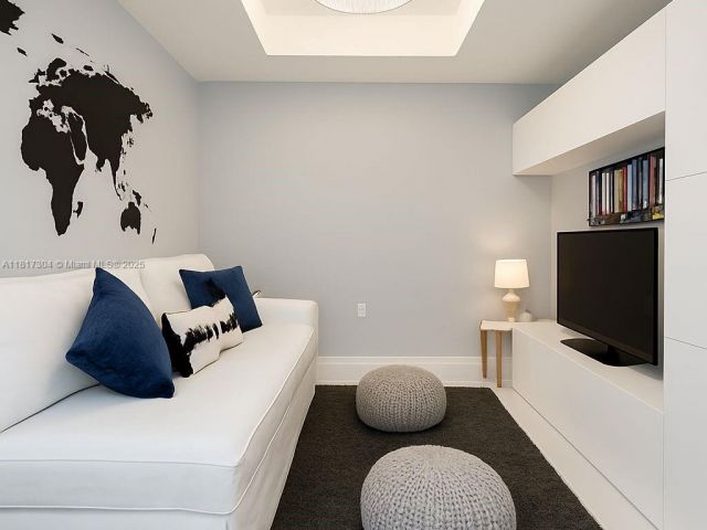 Apartment for sale  Unit #5104 - photo 6146763