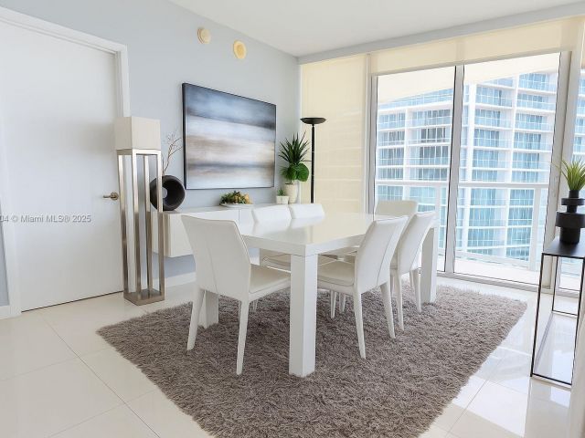 Apartment for sale  Unit #5104 - photo 6146776