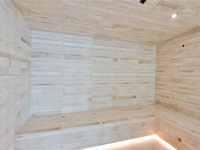 Apartment for sale  Unit #3101 - photo 6144893