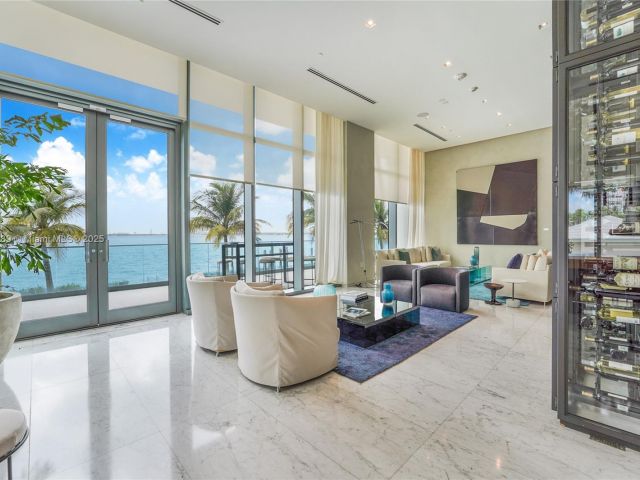 Apartment for sale  Unit #3101 - photo 6144898