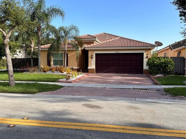 Home for sale at 2046 NE 4th Ct - photo 6139385