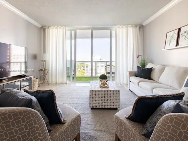 Apartment for sale  Unit #923 - photo 6128086