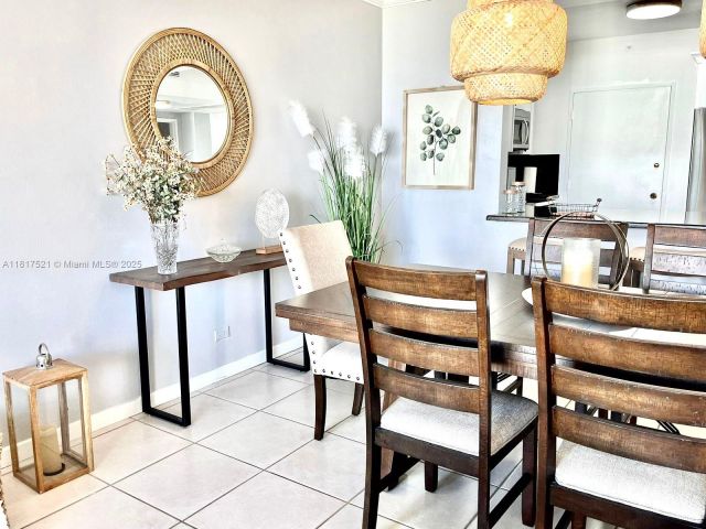 Apartment for sale  Unit #923 - photo 6128088