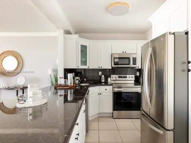 Apartment for sale  Unit #923 - photo 6128093