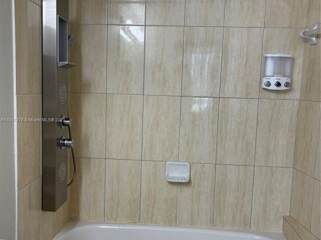 Apartment for sale  Unit #1414 - photo 6141995