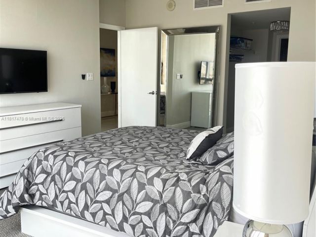 Apartment for sale  Unit #1414 - photo 6141999